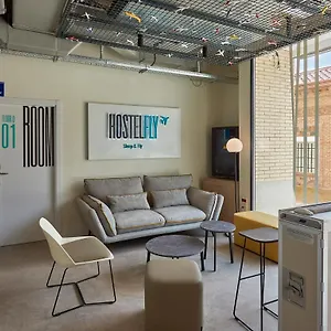 Hostelfly Hostel