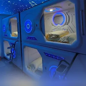 Min Capsules Capsule hotel