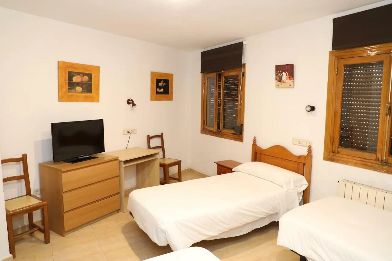 Hostal El Descanso Madrid 5*,