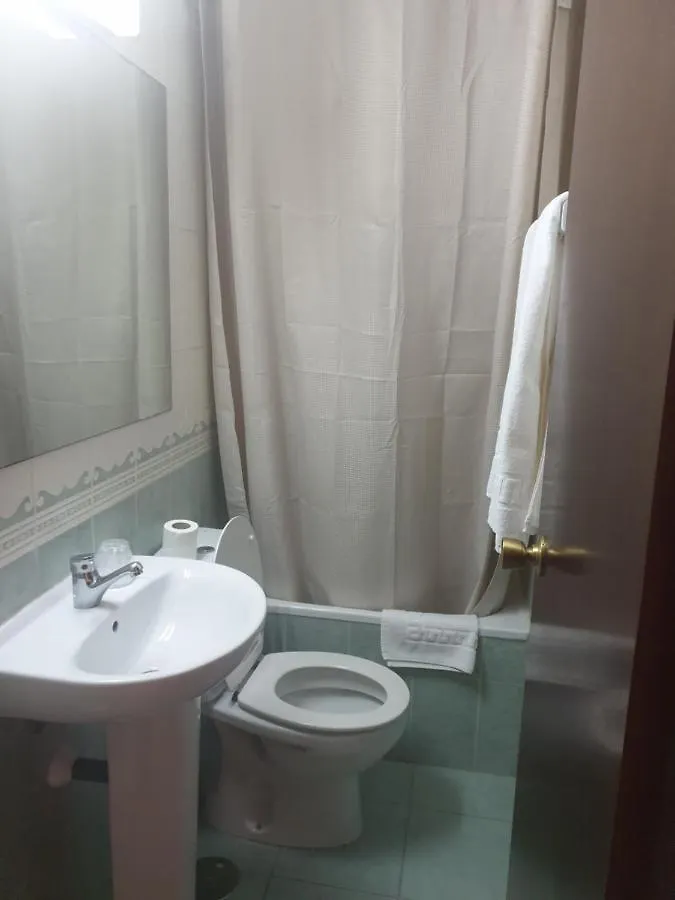 Hostal El Descanso Madrid Guest house